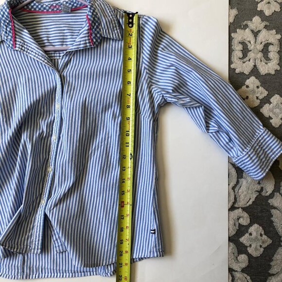 IZOD Women's Blue & White Striped Button Up, Fitted Blouse, Size: Petite Medium - Picture 9 of 9